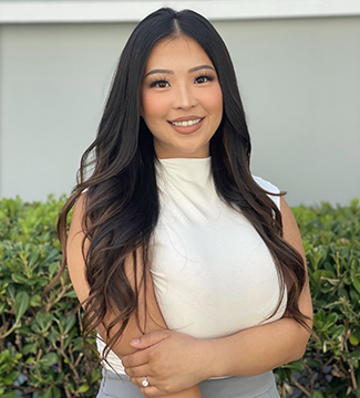 Melody Vang headshot