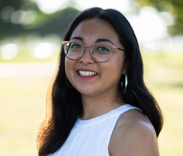 Julianne Roberts headshot
